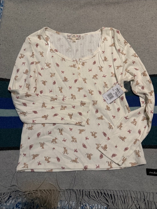 Pink Republic Tops - Pink republic Cream Long-Sleeve Henley Top with Pink Floral & Tan deer Motif